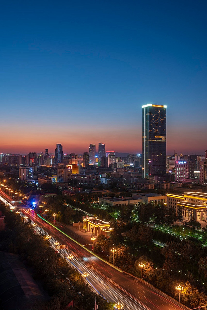 石家庄，历史与现代交织的璀璨夜景之城